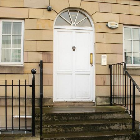 Beautifully Renovated Apartment -Central Edimburgo Esterno foto