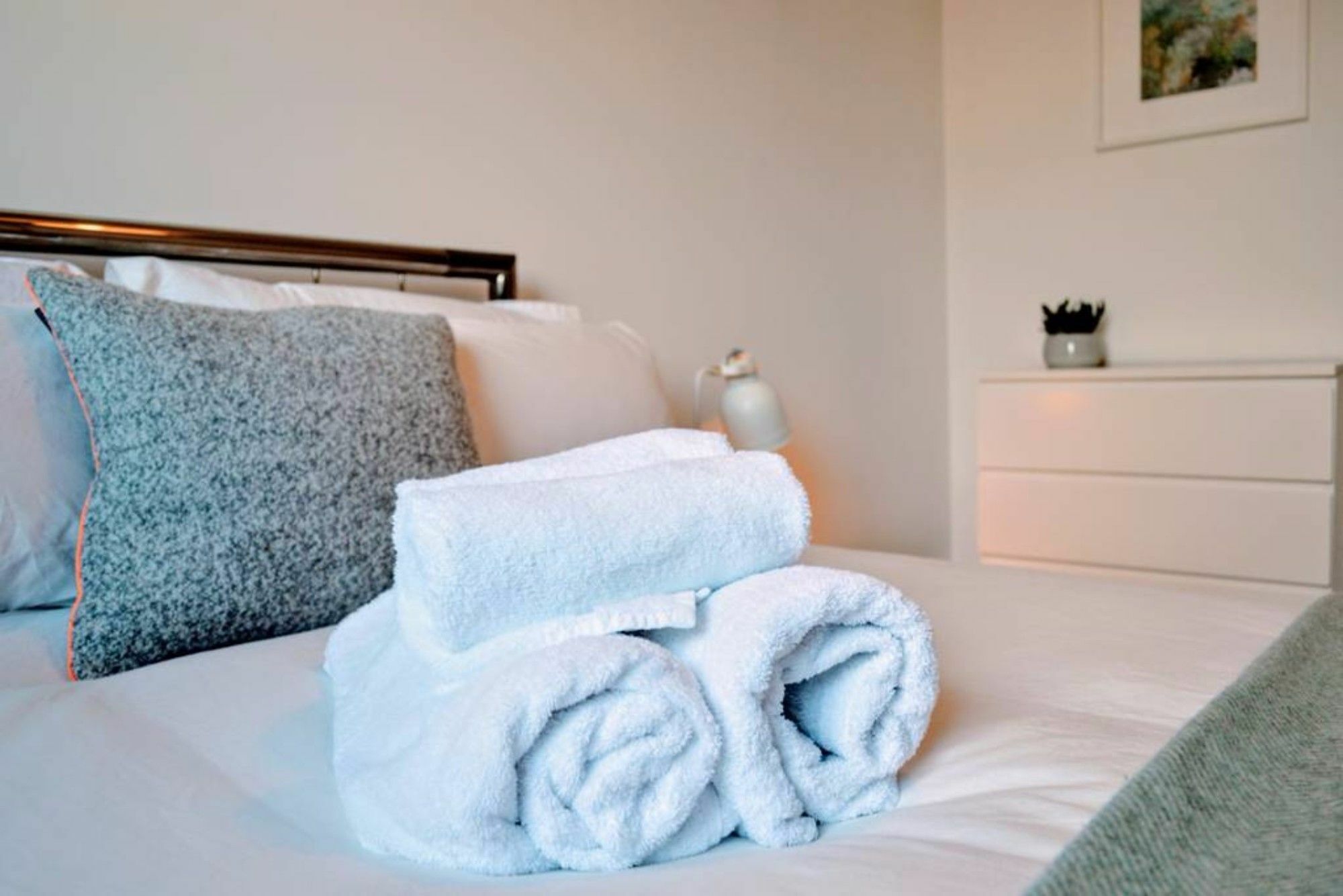 Beautifully Renovated Apartment -Central Edimburgo Esterno foto
