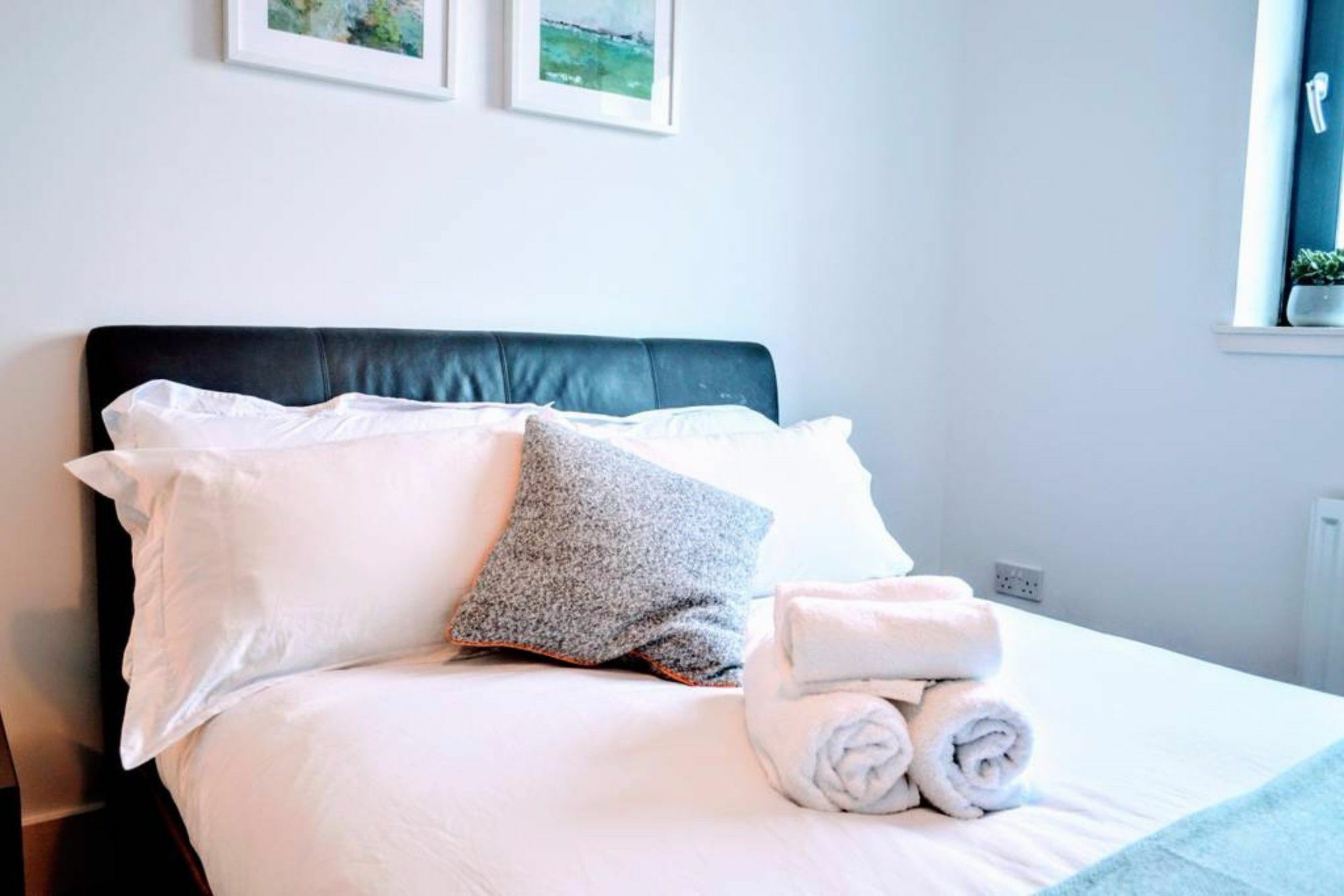 Beautifully Renovated Apartment -Central Edimburgo Esterno foto